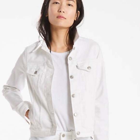 LEVI’S White Trucker Denim Jacket